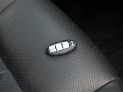 2013�� 2.5L XL-NAVI������