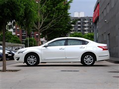2013�� 2.0L XL-NAVI�����