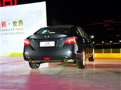 2013�� 2.0L XEʱ�а�