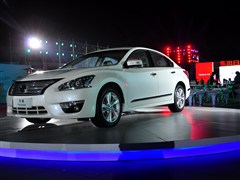 2013�� 2.0L XEʱ�а�
