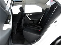 2014�� 1.6L MT GLS