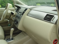 2005�� 1.6GE AT