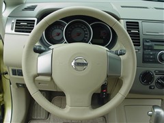 2005�� 1.6GE AT
