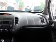 2014 1.6L ֶGLS