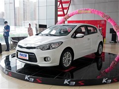 2014 1.6L ֶGLS