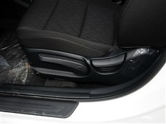 2015�� 1.6L �ֶ�GLS