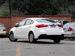 2015�� 1.6L �ֶ�GL