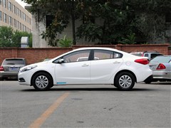 2015�� 1.6L �ֶ�GL