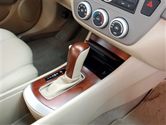 2007�� 1.6 XE ������