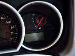 2009�� 1.6XE �ֶ����ʰ�