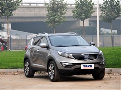 2011�� 2.0L �Զ�������Premium