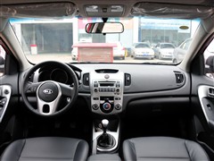 2011�� 1.6L MT GLS