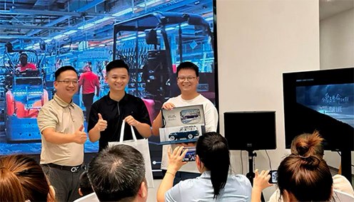 춯±˵ǳ ֶȫXC70ϵ˳